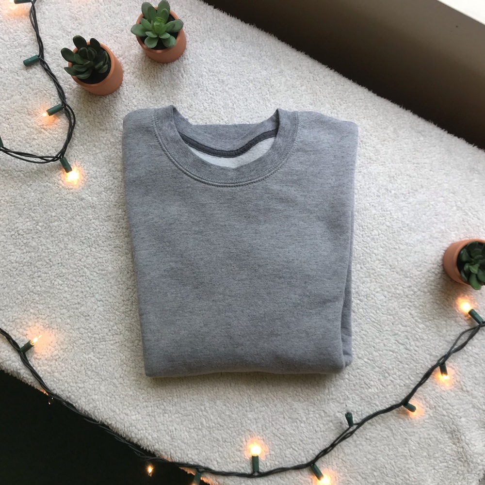 Plain grey crewneck